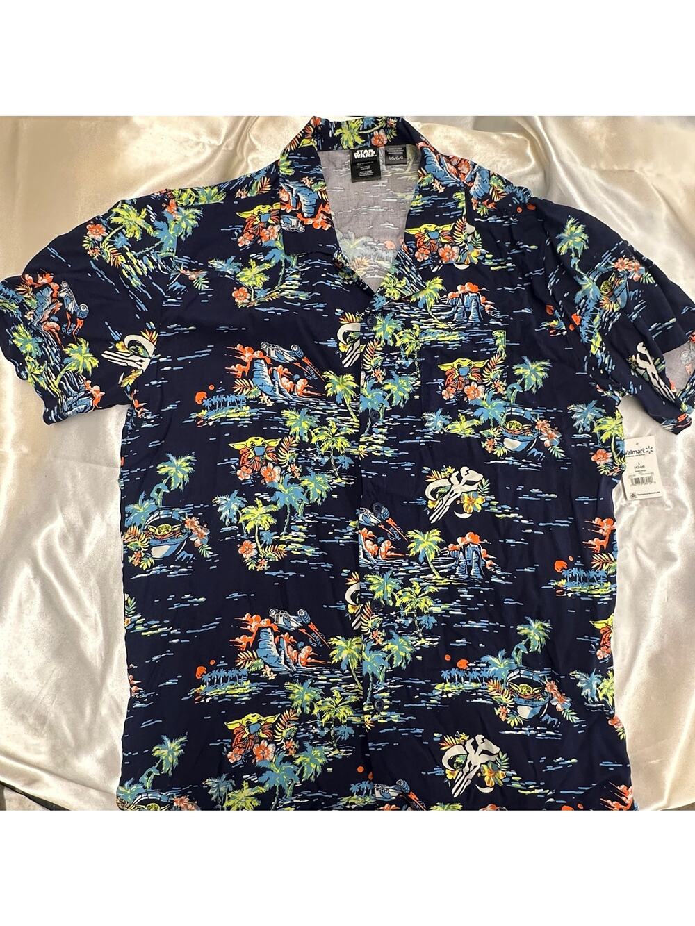 NWT-Star Wars Baby Yoda Hawaiian Button Up Shirt Men's Large Palm Trees